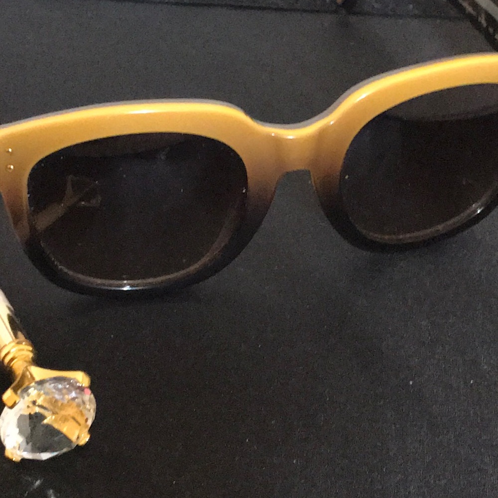 Coach Horn Rim Sunnies and. Dope Jewel Pen - Picture 2 of 8